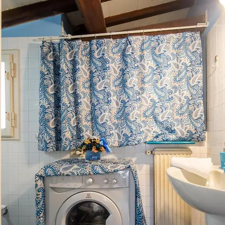 Apartment Santa Trinita A *