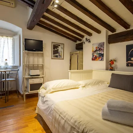 Apartment Santa Trinita A Florence